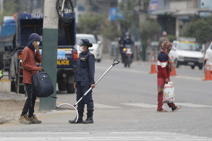 Frontline security personnel lack safety gear, support from agencies