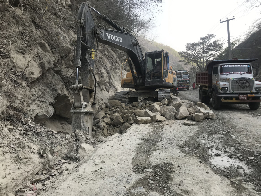 Siddhartha Highway in dilapidated state