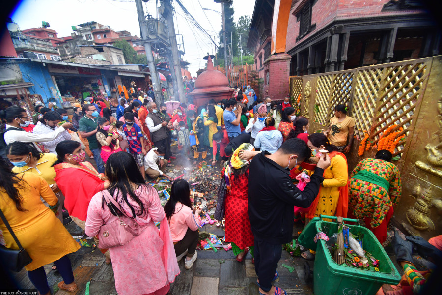 Shrawan crowds at Shiva shrines could further complicate pandemic, experts fear