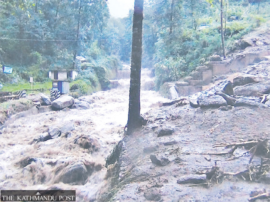 Dolakha local authority warns of flooding in Tamakoshi
