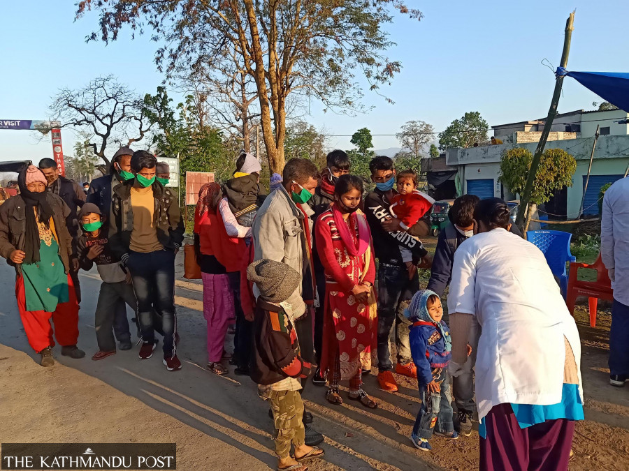 As Omicron spreads in India, experts say next two weeks are crucial