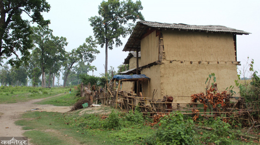 Division Forest Office in Rautahat facing difficulties evicting encroachers from forest area