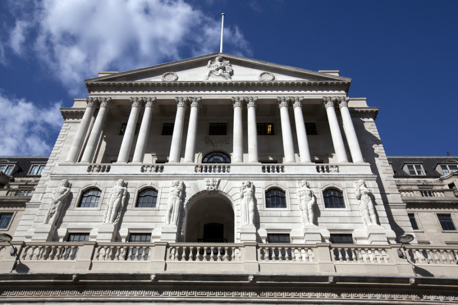 Should Central Banks Have a Green Mandate?
