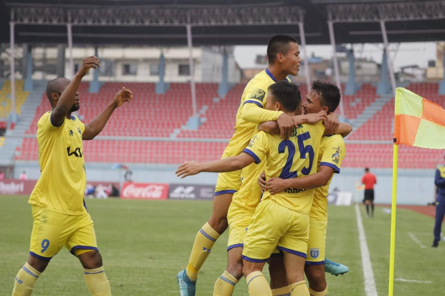 Dhangadhi thump Chitwan to climb on top