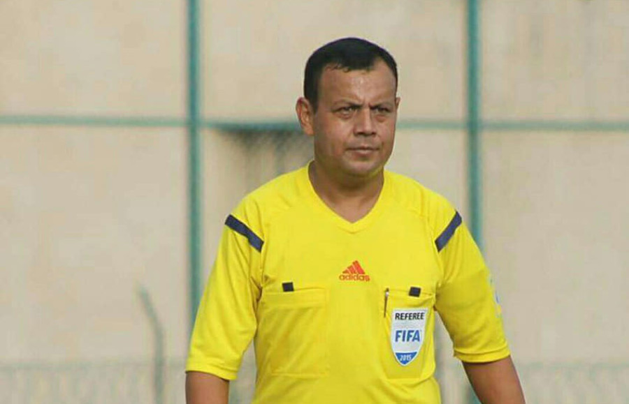 Former FIFA referee Laba Khatri dies