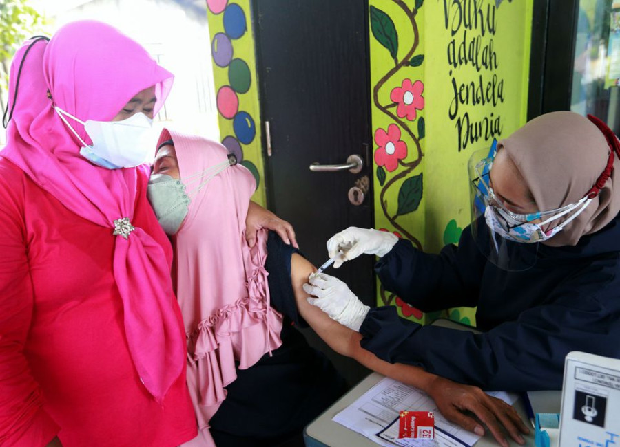 Indonesia, Thailand consider booster shots amid doubts over Sinovac vaccine