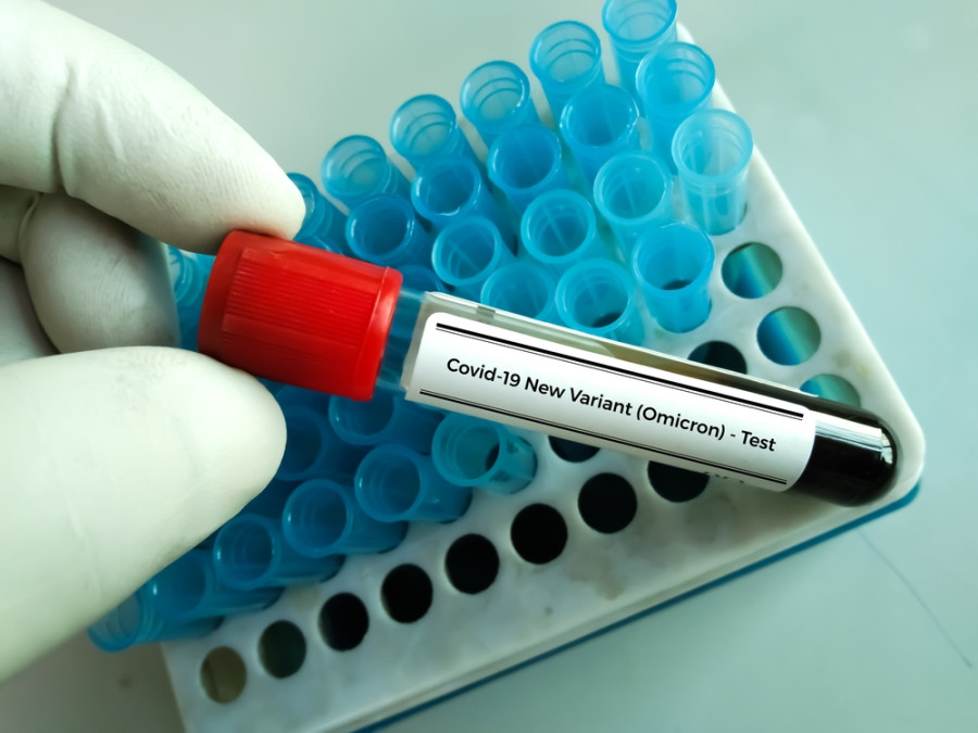 Both foreign nationals infected with Omicron test negative