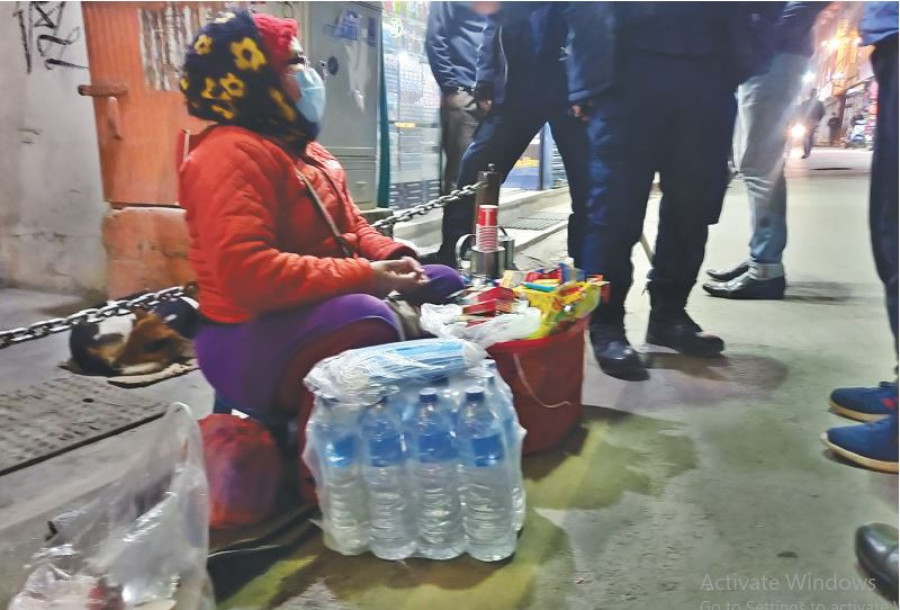 Police launch crackdown on roadside vending at Thamel