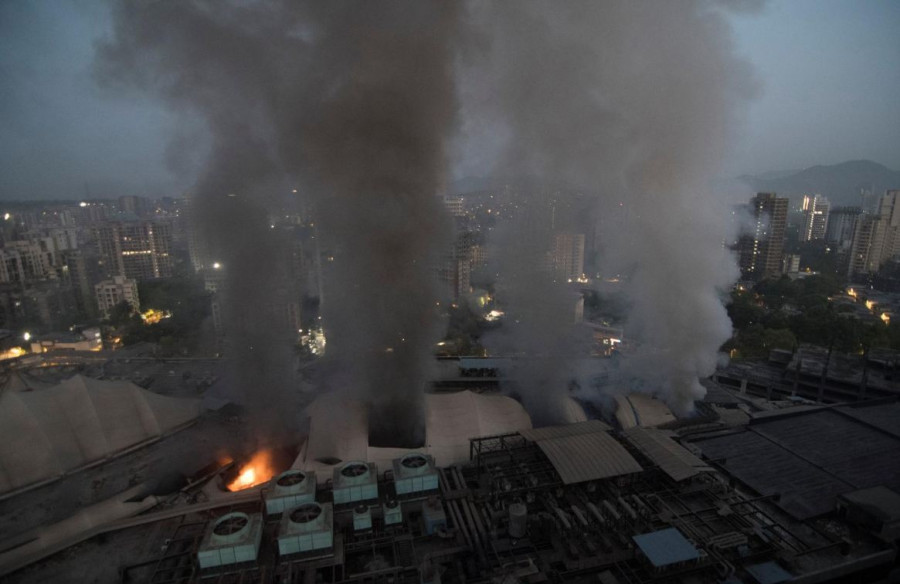 At least six dead in Mumbai hospital fire