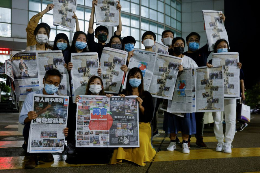 Emotions run high as Hong Kong residents snap up final edition of Apple Daily