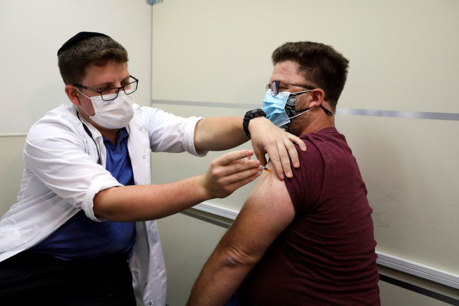 The case for, and against, Covid-19 vaccine boosters
