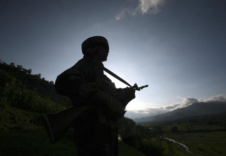 India and Pakistan agree to stop cross-border firing in Kashmir