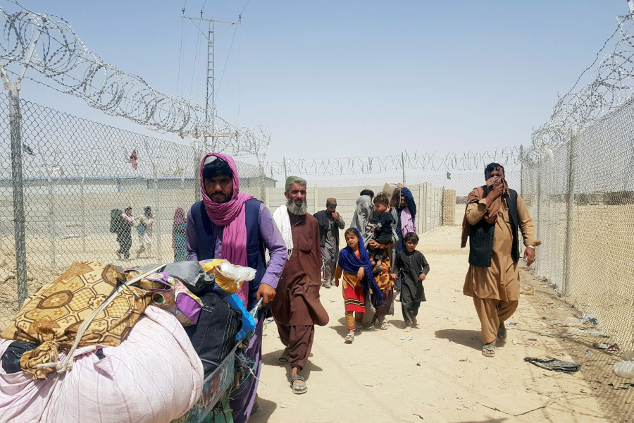 Donors pledge $1.1 billion for ‘collapsing’ Afghanistan