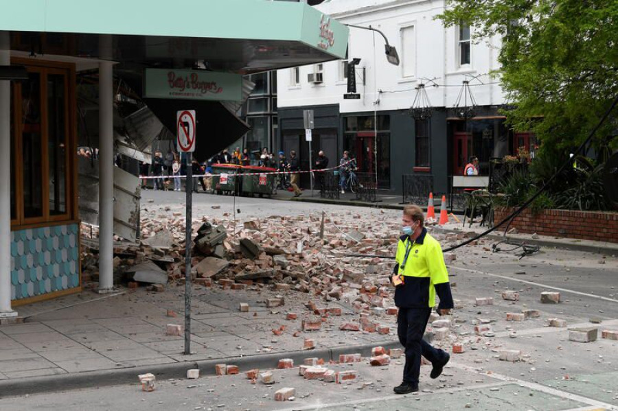 Magnitude 6.0 earthquake strikes near Melbourne