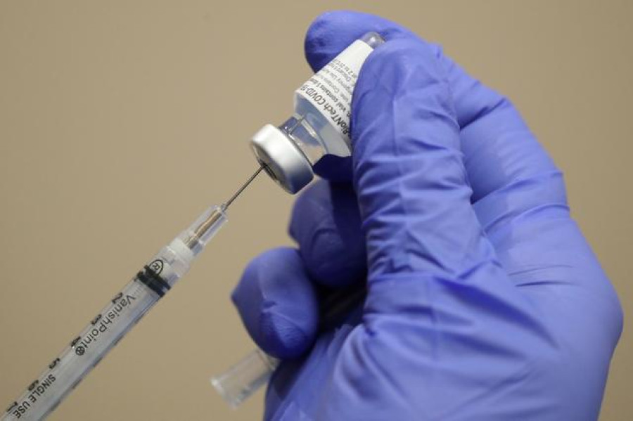 'When will it end?': How a changing virus is reshaping scientists’ views on Covid-19