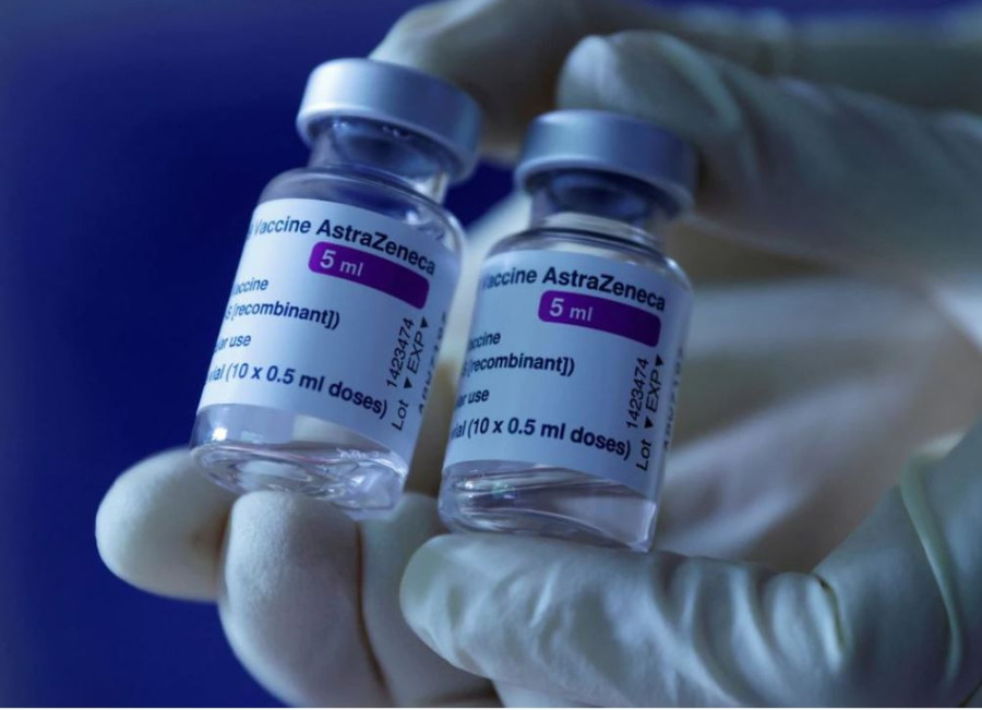 AstraZeneca, Oxford aim to produce Omicron-targeted vaccine