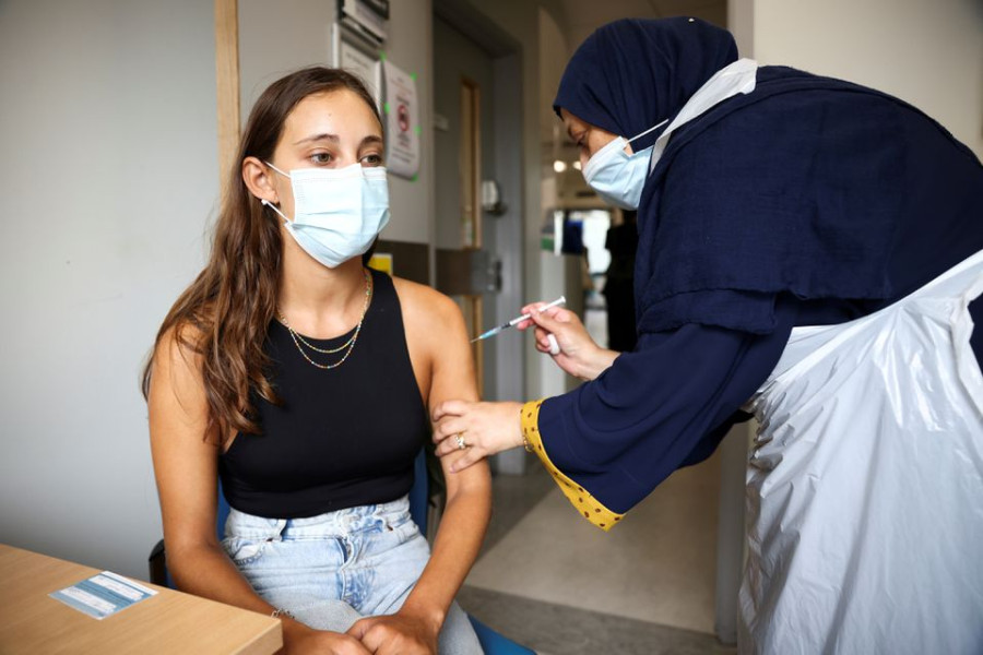 Safe to give Covid-19 shot and flu vaccine at the same time: UK study