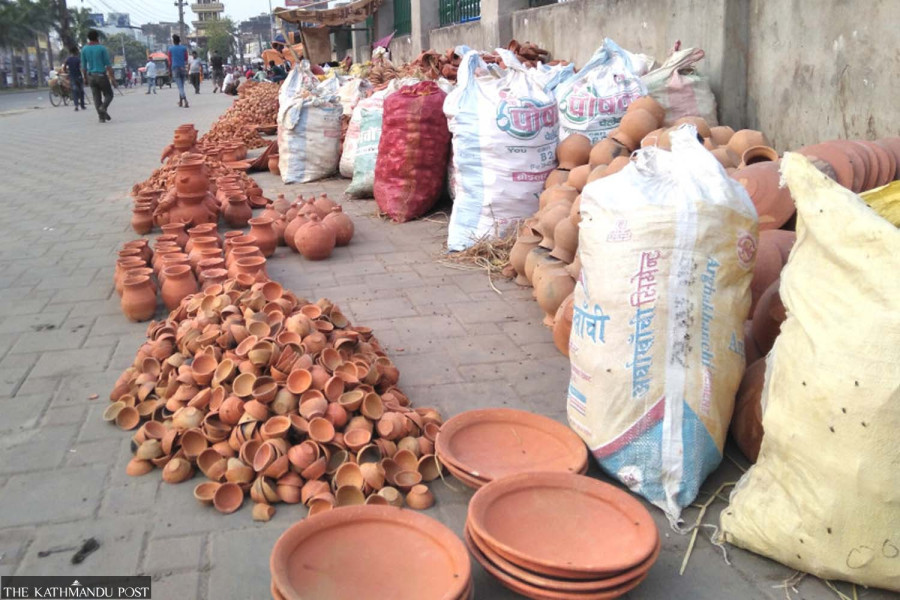 Demand for earthen pots increases with upcoming Chhath festival