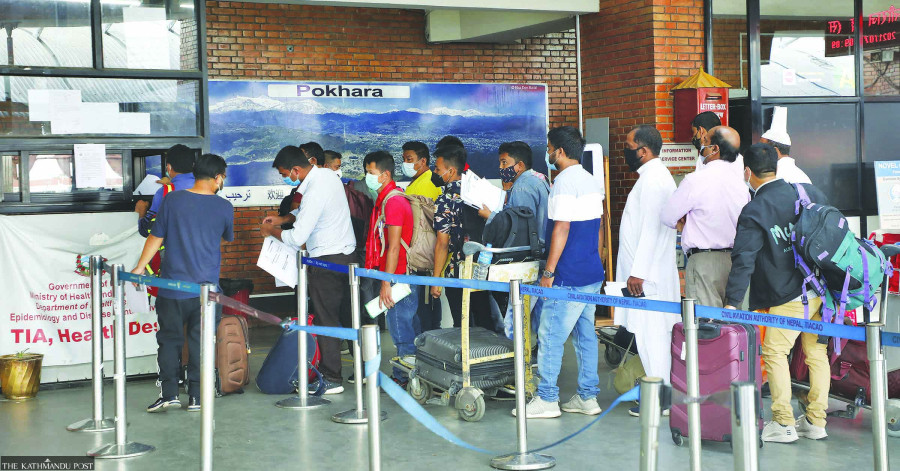 No excuse, vaccination cards a must for all flyers effective Jan 21, Health Ministry says