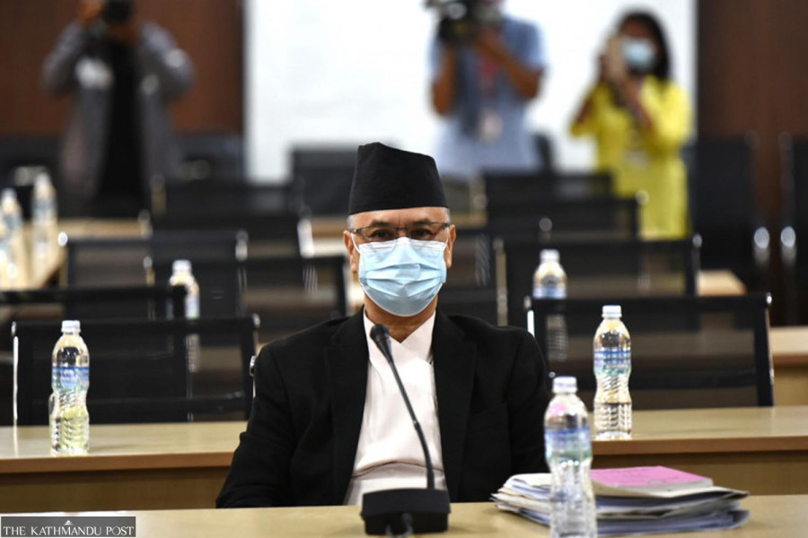 Suspended chief justice defends himself before impeachment panel