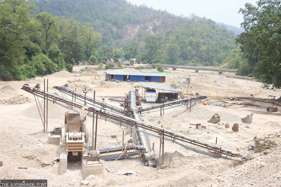 Court halts enforcement of new rules on extraction of stones, sands and pebbles