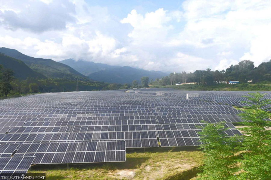 Utility seeks bids to supply solar power to grid
