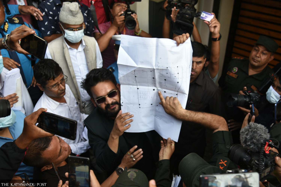 Mayor praised for launching demolition drive