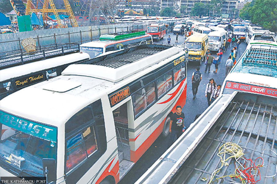 Lack of bus park at city centre stresses commuters