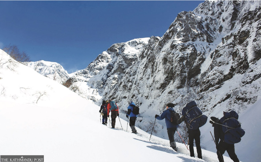 Did Ukraine call for banning Russians from Nepal’s mountains? No idea, agencies say