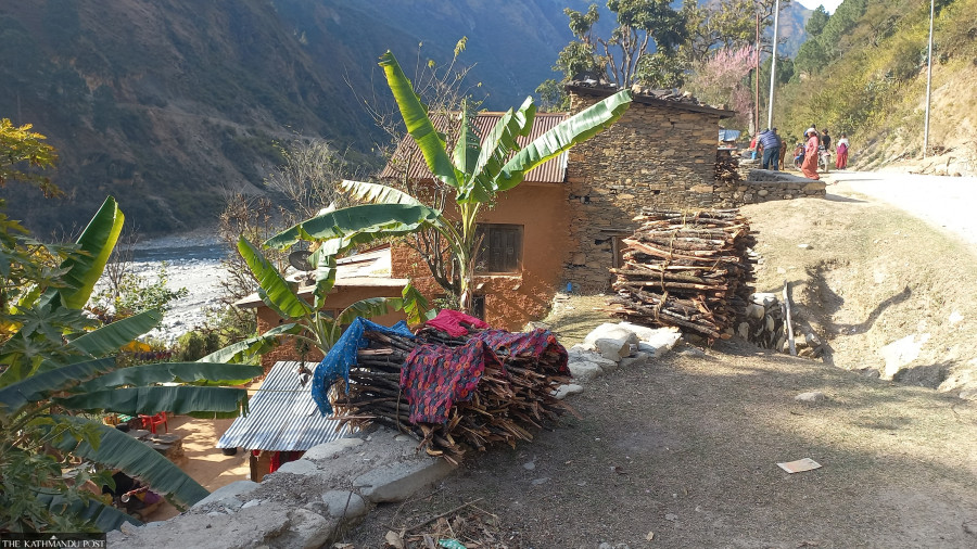 Flood victims in Bajhang decry government apathy