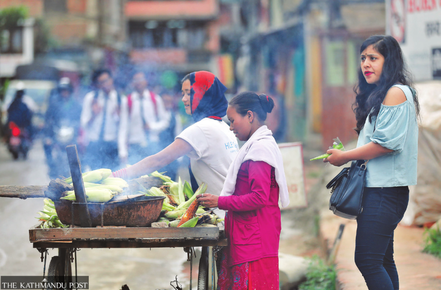 Street vending needs regulations, not ad hoc crackdown, experts say