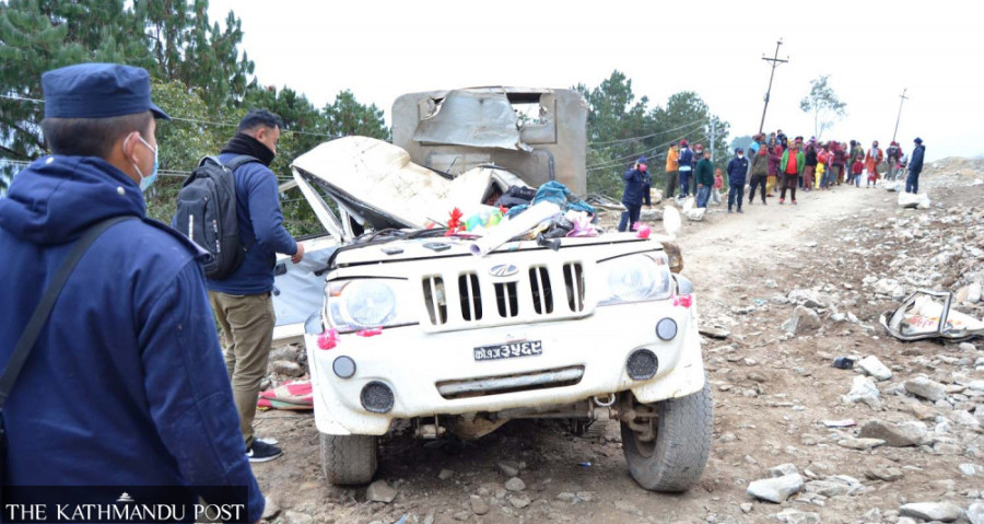 Three die in a jeep accident in Okhaldhunga