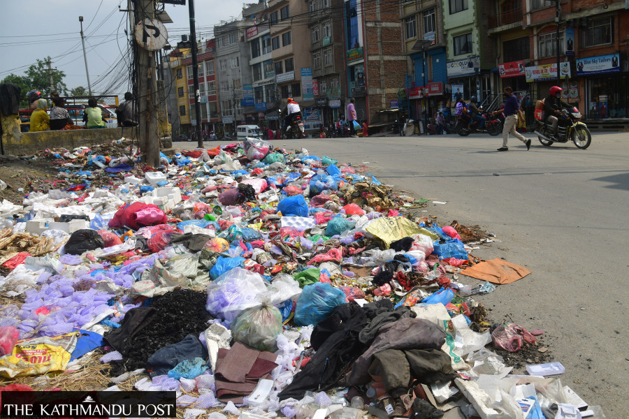 Kathmandu waste collection to resume; to be transported to Banchare Danda during the night only