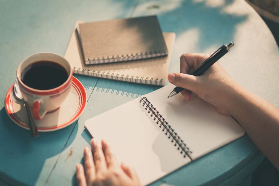 Handwritten versus digital diaries