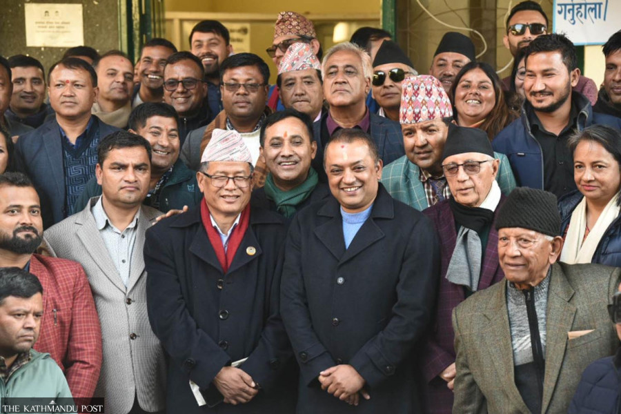 Deuba challengers to stay out of Cabinet, keep him honest