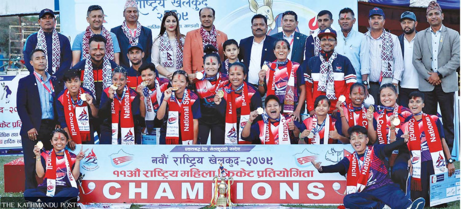Police win women’s cricket gold