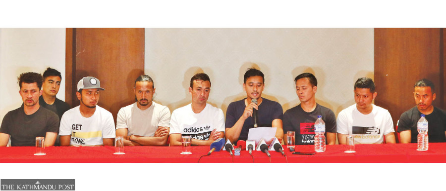 Footballers question Almutairi’s conduct