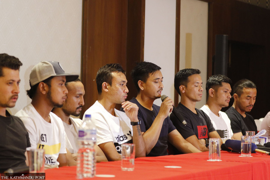 Probe committee formed to look into players-coach row