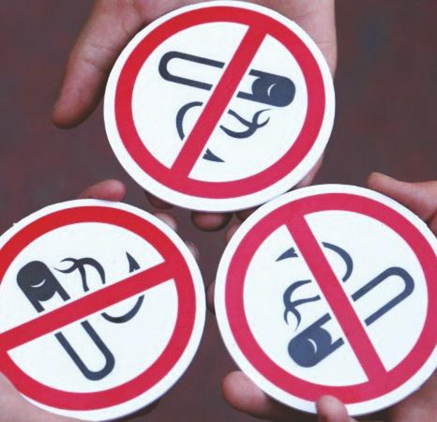 KMC reintroduces ban on smoking in public places