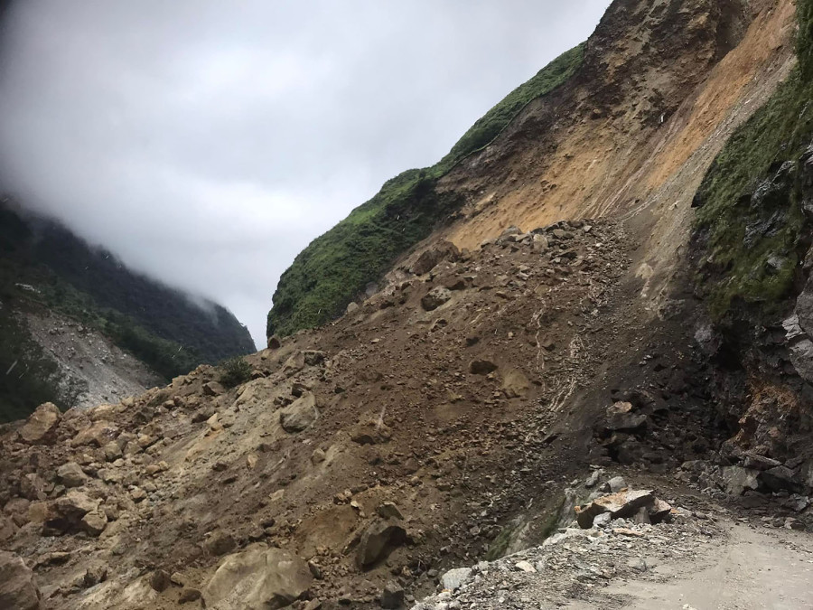Floods, landslides disrupt roads in Myagdi and Manang