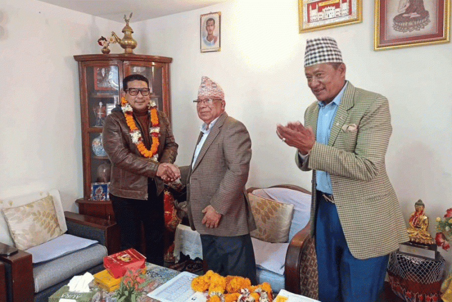 Rajeev Gurung, alias Deepak Manange, joins CPN (Unified Socialist)
