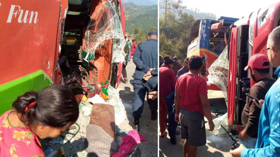 18 injured as buses collide in Nuwakot