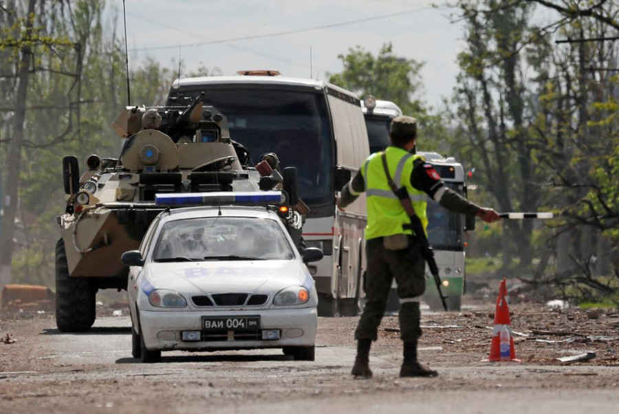 Russia says nearly 700 more Mariupol fighters surrender