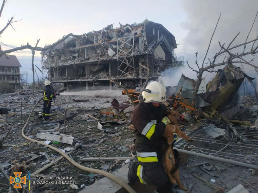 Ukraine’s Odesa douses fires after Russian Victory Day strikes