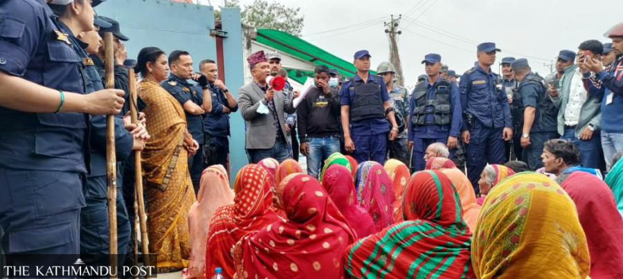 Birgunj locals demand early compensation settlement