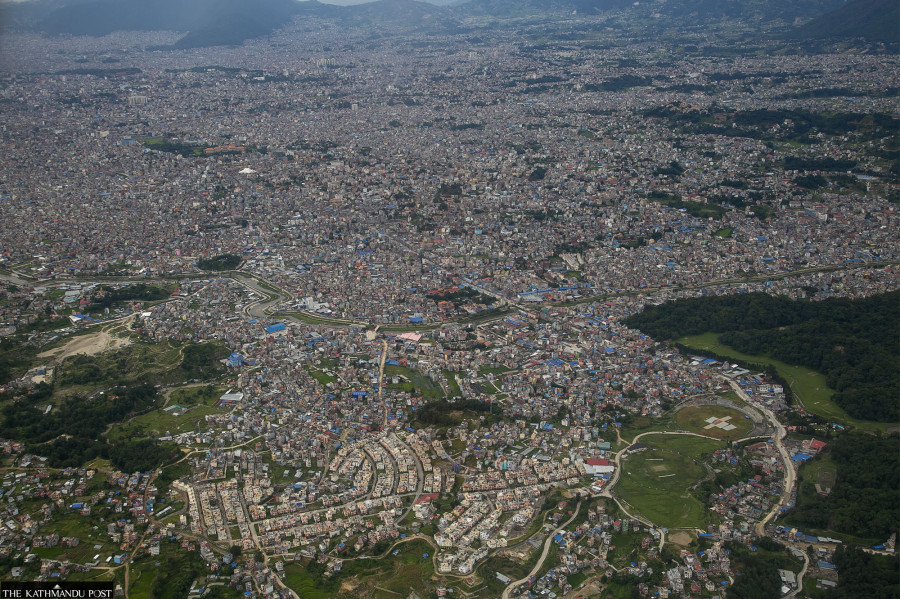 6.1 magnitude earthquake jolts Kathmandu Valley