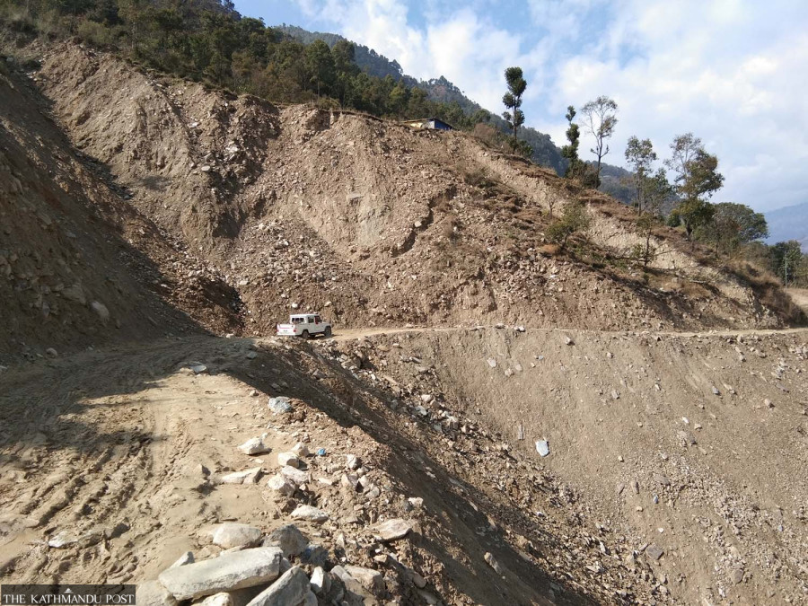 Stakeholders call for lasting remedy to landslides along Maldhunga-Kushmisera road section