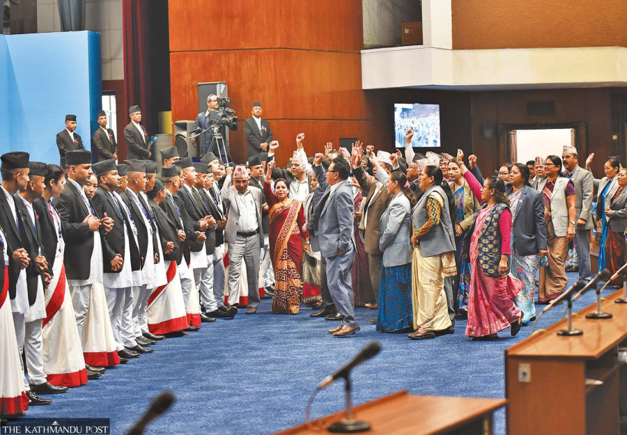 Lower house heats up over gold scam