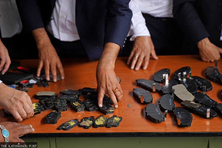 Seized gold weighs 60.789 kg after removal of attachments