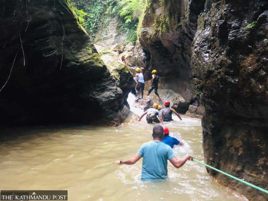 Six dead as jeep plunges into river in Palpa